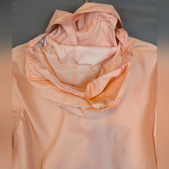 Columbia XL Light Peach Windbreaker In Pristine Condition Very Lightweight - Picture 12 of 14